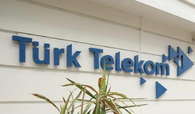 Türk Telekom CEO’su Önal, Mobil Dünya Kongresi’nde basın mensupları ile buluştu