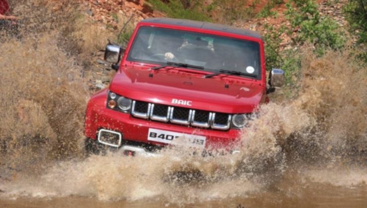 Huawei sınırları aşıyor; lüks elektrikli otomobil geliyor