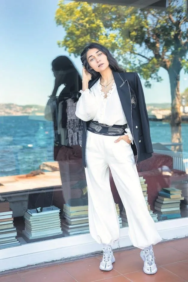 ‘BM daimi modacısı’ oldu!