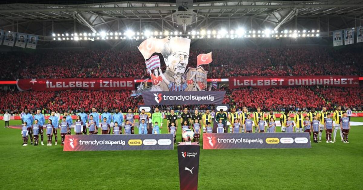 Trabzonspor’dan Fenerbahçe maçı öncesi koreografi!